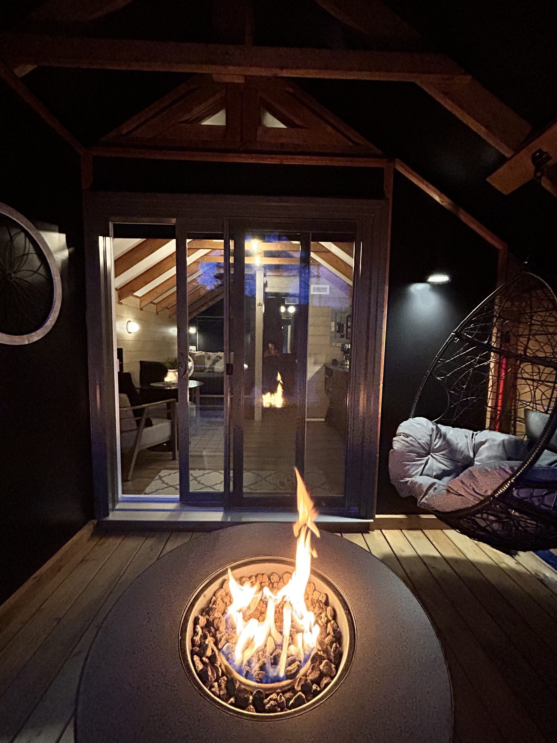 unité de glamping pour deux avec spa privé et terrass eprivé