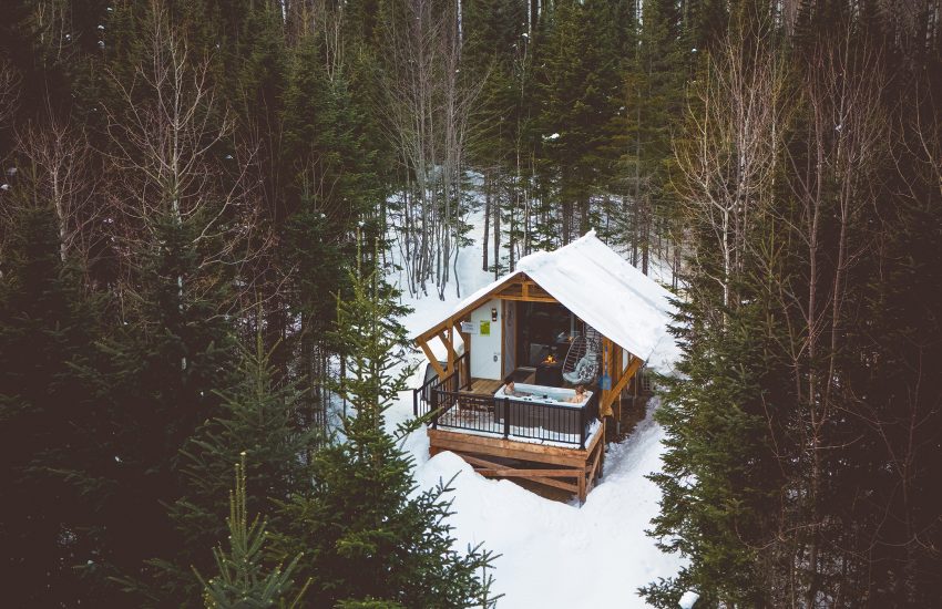 default mini-chalet 4 saisons spa privé dans charlevoix pour couple